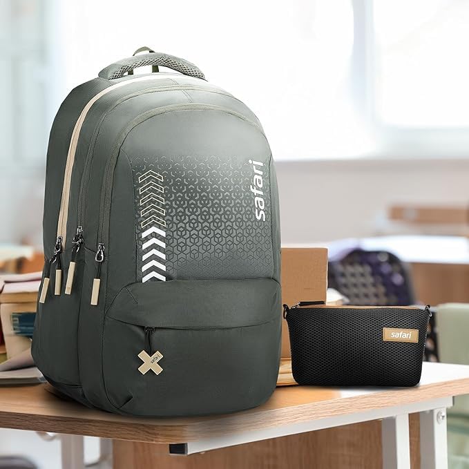 Safari Bonus 4 Large 37 L Backpack