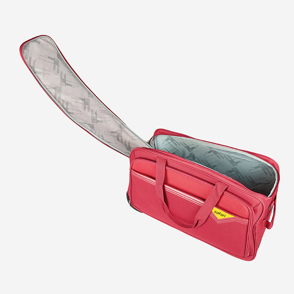 Safari Trigon Rolling Duffle Bag